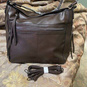 BEAUTIFUL CHOCOLATE LEATHER HOBO MANY ZIPPERS  NWT LG ZIPPER INSIDE CTR  13"12"5